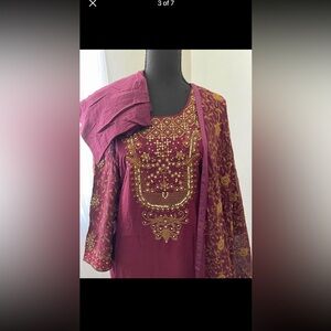 New arrivals ready to wear suit